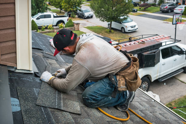 Professional Flat Roof Repair technician working in Marne, IA